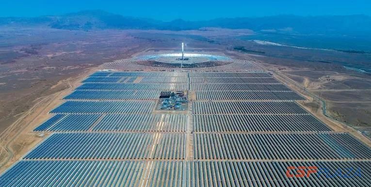 全球單機容量最大槽式光熱電站——努奧二期200MW槽式光熱電站.jpg