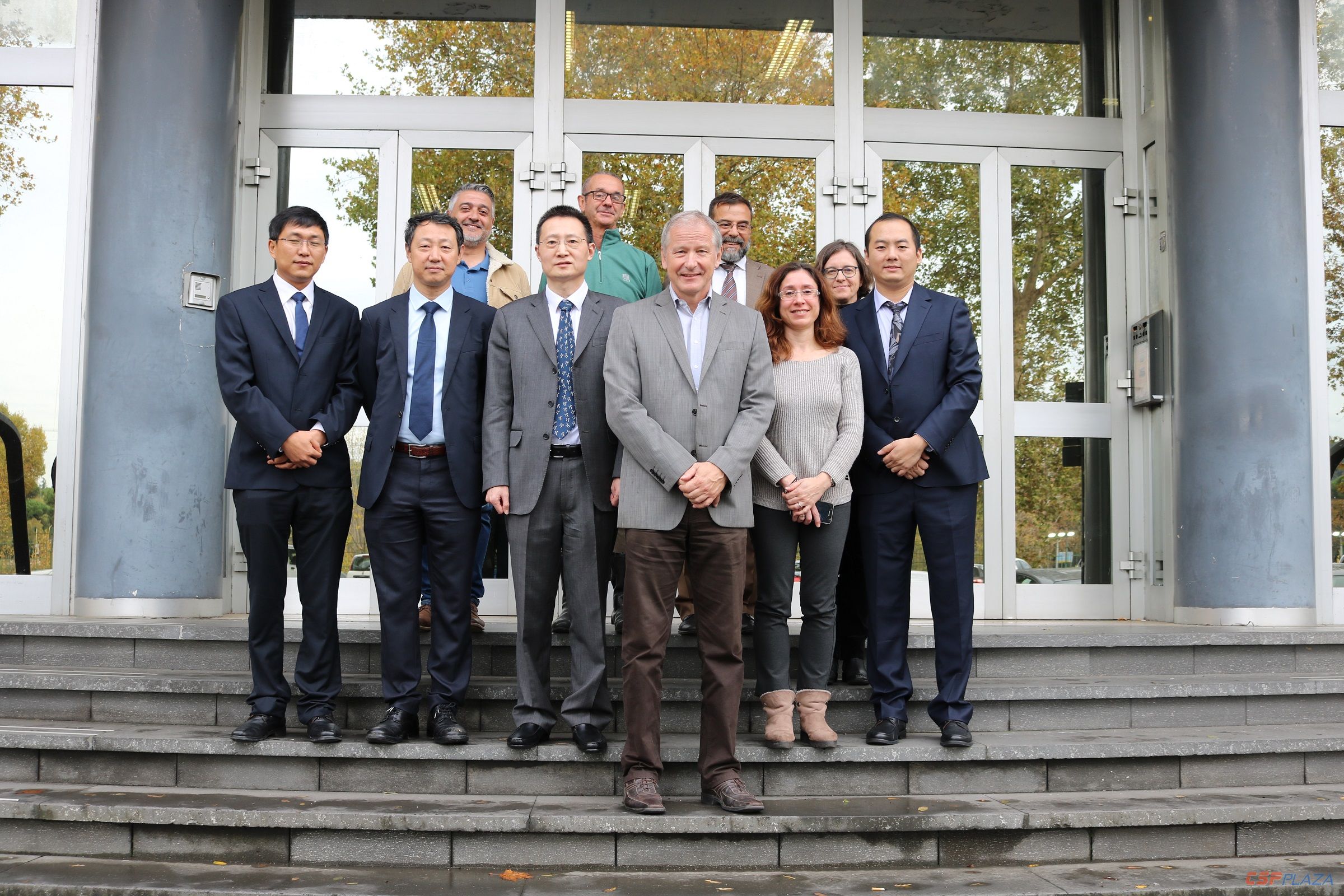 1575365162226460.jpg 1912031036094311926.jpg