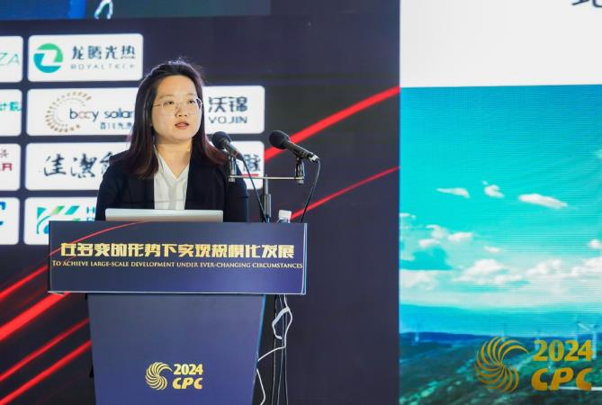 1715585362408502.jpg 劉冰.jpg